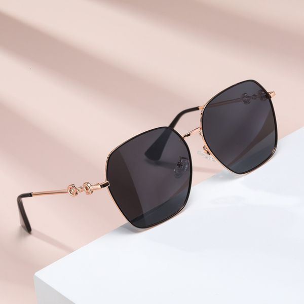 sunglass women's 2021 new polarized sunglass women's fashion large frame sunglass, White;black
sunglass women's 2021 new polarized sunglass women's fashion large frame sunglass, White;black