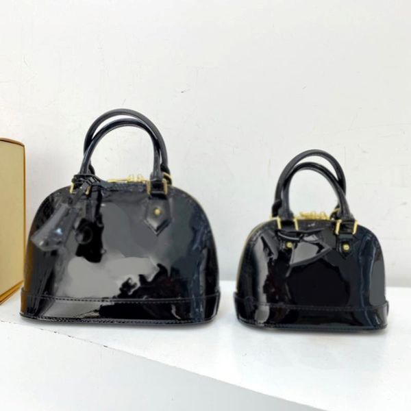 luxury designer women evening bags paris classic lacquer printing leather tote shoulder handbags embossed shopping totes handbag luxurys des
luxury designer women evening bags paris classic lacquer printing leather tote shoulder handbags embossed shopping totes handbag luxurys des