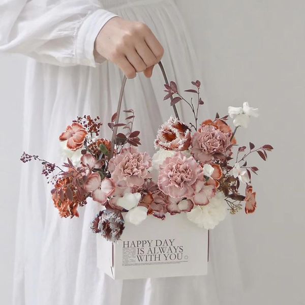 gift wrap double-sided flower packaging box waterproof basket with handle floral rose party handy bag kraft bouquet
gift wrap double-sided flower packaging box waterproof basket with handle floral rose party handy bag kraft bouquet