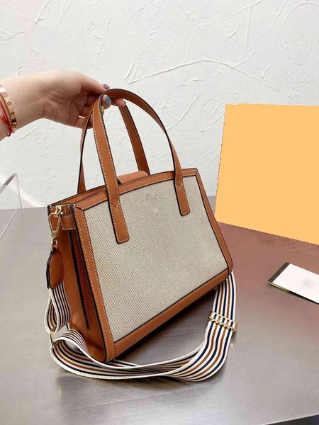 outlet tujia walker portable bag bag elegant temperament striped shoulder strap canvas leather one messenger luxuryss designerss yw
outlet tujia walker portable bag bag elegant temperament striped shoulder strap canvas leather one messenger luxuryss designerss yw