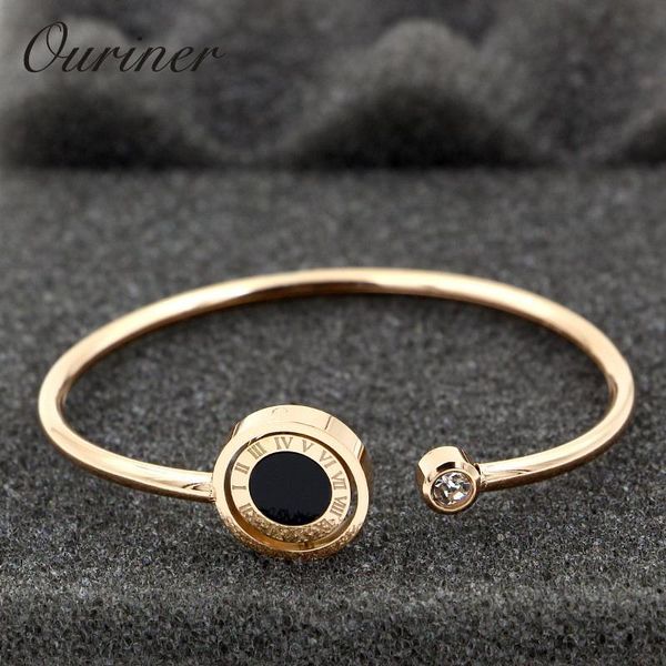 bangle roman numeral turnable bracelet for women black/white shell two-side cuff k058-1
bangle roman numeral turnable bracelet for women black/white shell two-side cuff k058-1