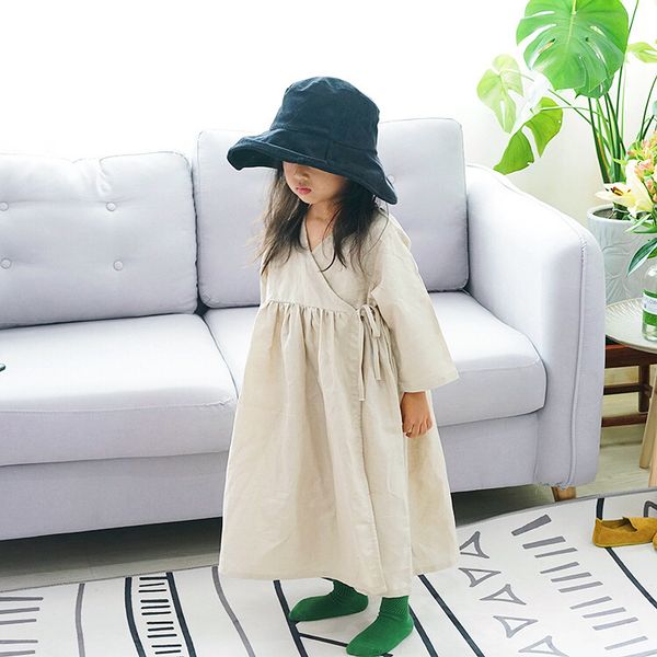 autumn children cotton linen long dress retro partial lapel jumpsuit long dress girls dress, Red;yellow
autumn children cotton linen long dress retro partial lapel jumpsuit long dress girls dress, Red;yellow