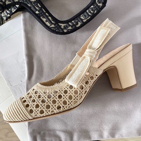 sandals slippers d family square head high-heeled sandals women's 2021 spring and summer new versatile back strap shallow cut-out low t, Black
sandals slippers d family square head high-heeled sandals women's 2021 spring and summer new versatile back strap shallow cut-out low t, Black