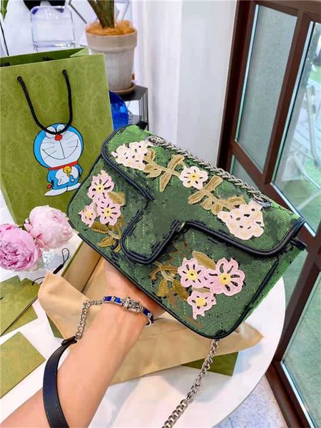 the brand's latest fashion small square bags luxury designer ladies handbag retro style handbags high-quality bag jacquard fabrics casu
the brand's latest fashion small square bags luxury designer ladies handbag retro style handbags high-quality bag jacquard fabrics casu