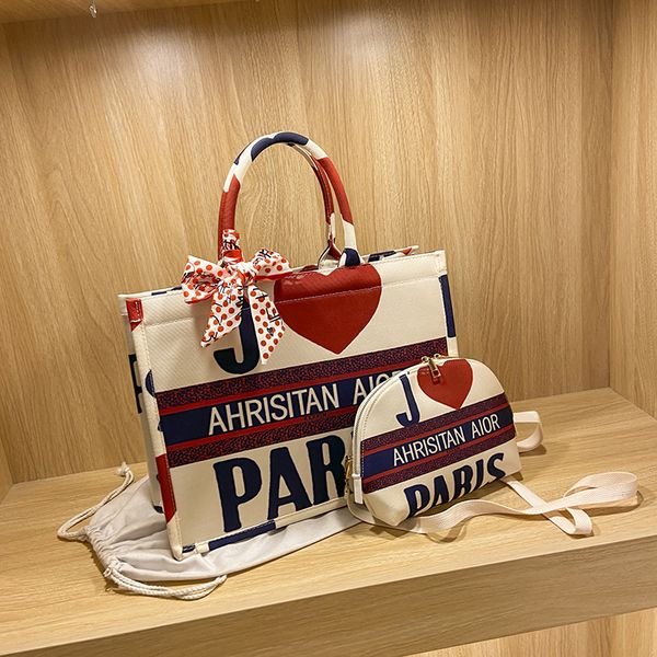 large capacity and textured women's bag new fashion versatile single shoulder bag stripe portable tote live broadcast handbags sale
large capacity and textured women's bag new fashion versatile single shoulder bag stripe portable tote live broadcast handbags sale
