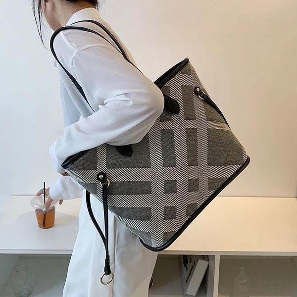 shoulder bags crossbody bag for women handbags 2021 fashion canvas tote baguette designer messenger bucket
shoulder bags crossbody bag for women handbags 2021 fashion canvas tote baguette designer messenger bucket