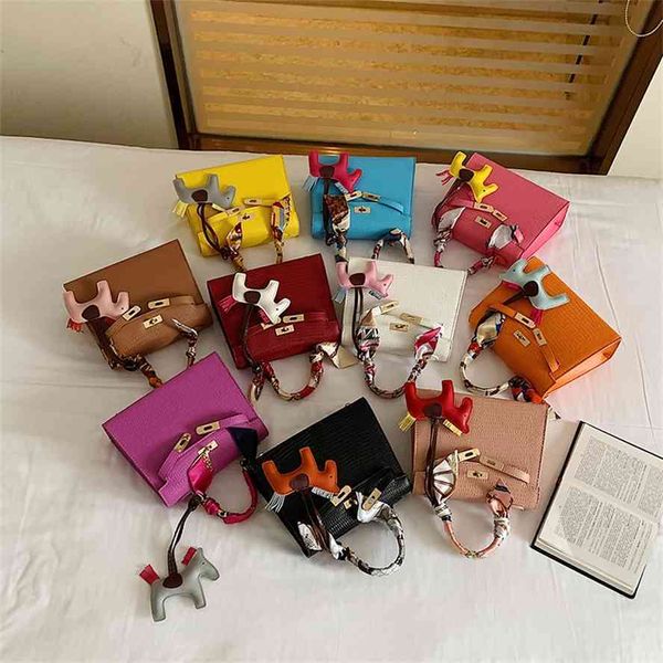 huanggan small foreign style handbag kelly women's bag new 2021 fashion versatile
huanggan small foreign style handbag kelly women's bag new 2021 fashion versatile
