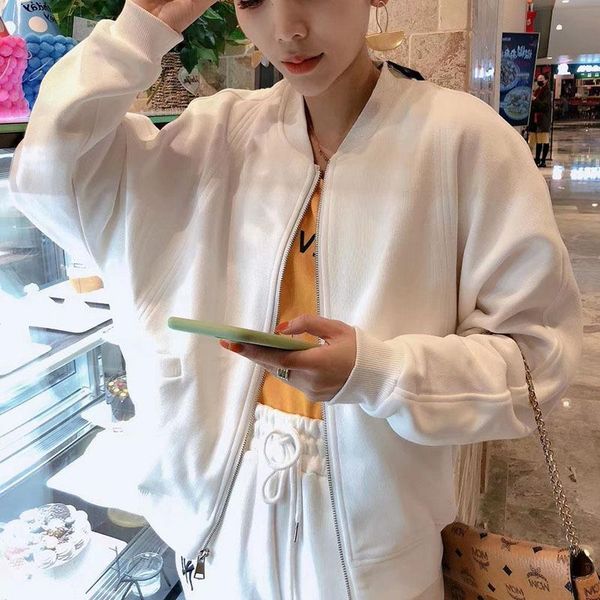 women's jackets hangzhou outerwear, spring and autumn versatile, 2021 fashion loose casual jacket, korean version sweater, Black;brown
women's jackets hangzhou outerwear, spring and autumn versatile, 2021 fashion loose casual jacket, korean version sweater, Black;brown