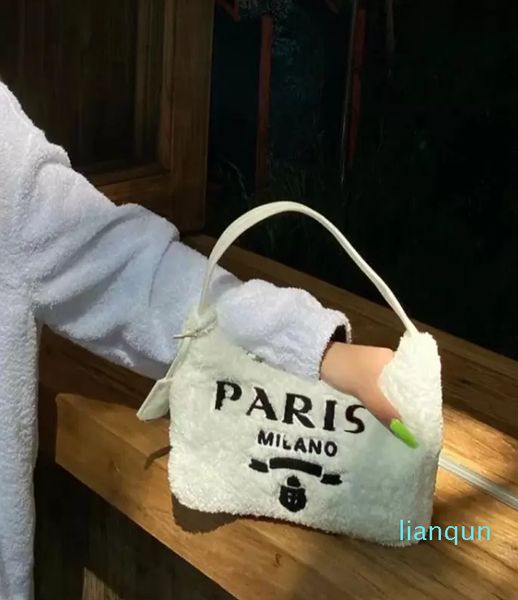 evening bags luxury designer handbags for women 2021 winter women's shoulder bag furry mini purse hand faux fur sac a main femme
evening bags luxury designer handbags for women 2021 winter women's shoulder bag furry mini purse hand faux fur sac a main femme