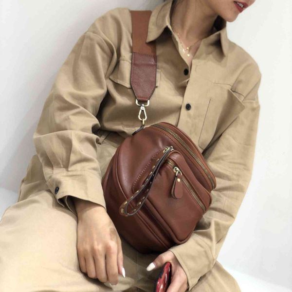 leather handmade leather punk nailing shoulder messenger bag women's chest saddle waist bag black friday xkzq
leather handmade leather punk nailing shoulder messenger bag women's chest saddle waist bag black friday xkzq