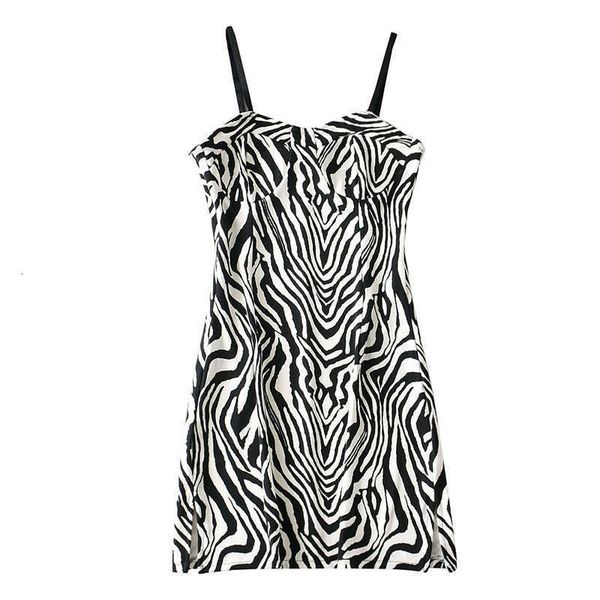 ins style dresses casual black and white stripe flat mouth dress fashionable women's elastic wrap chest skirt, Black;gray
ins style dresses casual black and white stripe flat mouth dress fashionable women's elastic wrap chest skirt, Black;gray