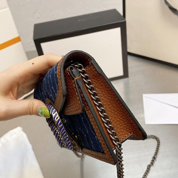 chain flap bags messenger purse shoulder bag patchwork color denim flower series canvas hasp artwork women wallets
chain flap bags messenger purse shoulder bag patchwork color denim flower series canvas hasp artwork women wallets