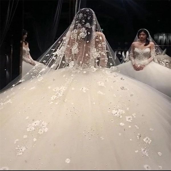 bridal veils luxurious lace appliques beaded pearls women wedding long cathedral 3.5m bride headpieces white ivory with comb, Black
bridal veils luxurious lace appliques beaded pearls women wedding long cathedral 3.5m bride headpieces white ivory with comb, Black