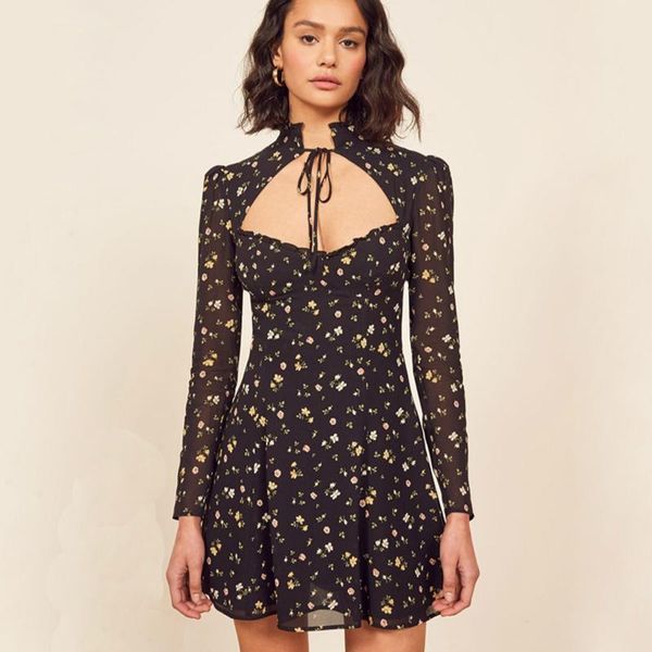 casual dresses 2021 black long sleeve summer chiffon dress women halter floral print low cut party female ruffle short vestidos, Black;gray
casual dresses 2021 black long sleeve summer chiffon dress women halter floral print low cut party female ruffle short vestidos, Black;gray