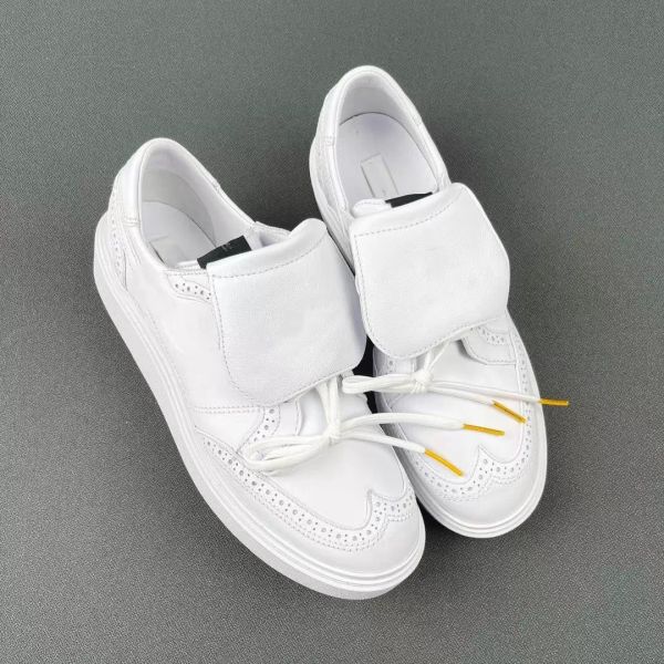 r luxury casual shoes men and women sports shoes pure white small daisy joint style size 36-45
r luxury casual shoes men and women sports shoes pure white small daisy joint style size 36-45