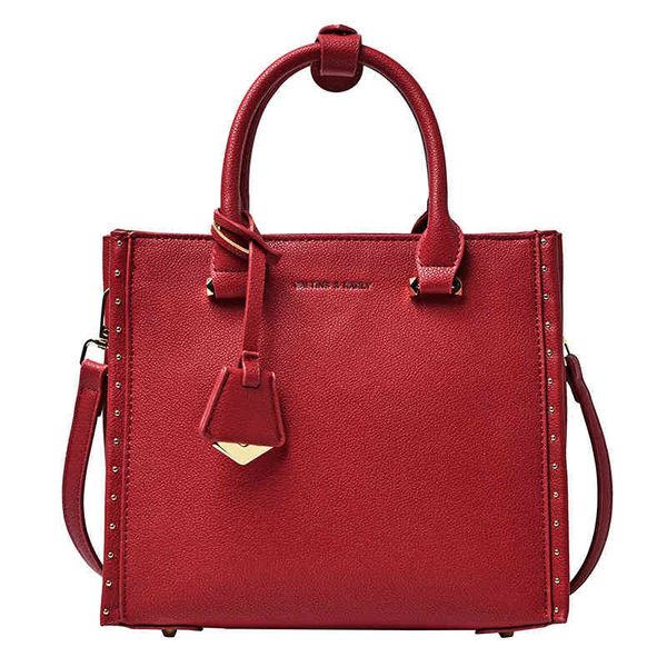 diana bag female 2021 new fashion belt decorative handbag wedding temperament goddess single shoulder diagonal bag
diana bag female 2021 new fashion belt decorative handbag wedding temperament goddess single shoulder diagonal bag