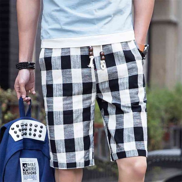 summer men's bermuda casual shorts loose straight cotton beach plaid short pants male brand 210629, White;black
summer men's bermuda casual shorts loose straight cotton beach plaid short pants male brand 210629, White;black