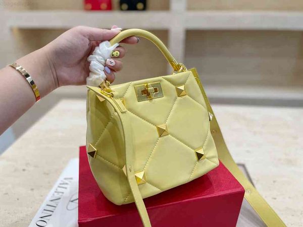 women luxurys designers bags 2021 tb organ chain strip small square litc crossbody bag totes designer handbag purse wallet handbags tote gpo
women luxurys designers bags 2021 tb organ chain strip small square litc crossbody bag totes designer handbag purse wallet handbags tote gpo