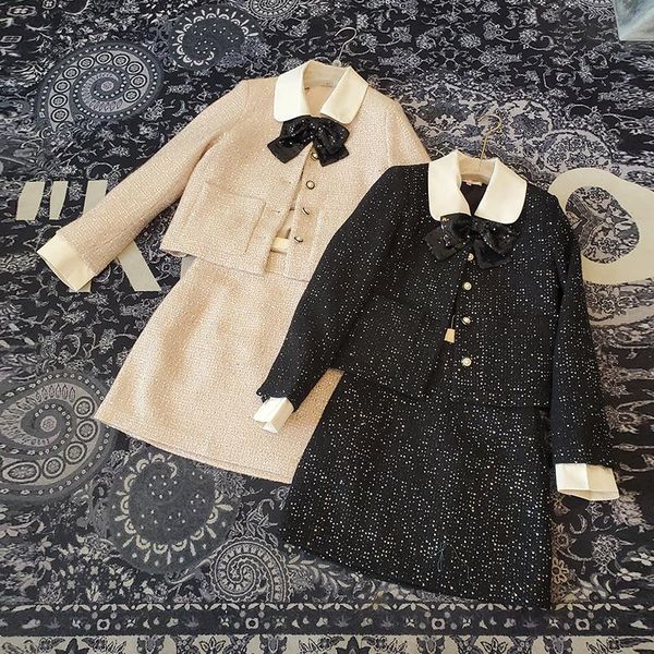 women's tracksuits 2021 autumn winter dress sets crop rhinestone bow woolen coats sequins jacket + short skirt two piece tweed suits, Gray
women's tracksuits 2021 autumn winter dress sets crop rhinestone bow woolen coats sequins jacket + short skirt two piece tweed suits, Gray