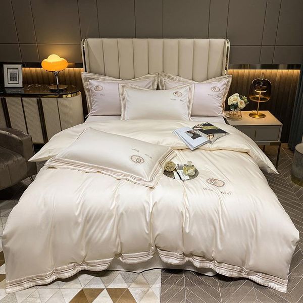 bedding sets 140s egyptian cotton set 4pcs luxury high-end king size silky duvet cover bed sheet soft fitted pillowcases
bedding sets 140s egyptian cotton set 4pcs luxury high-end king size silky duvet cover bed sheet soft fitted pillowcases