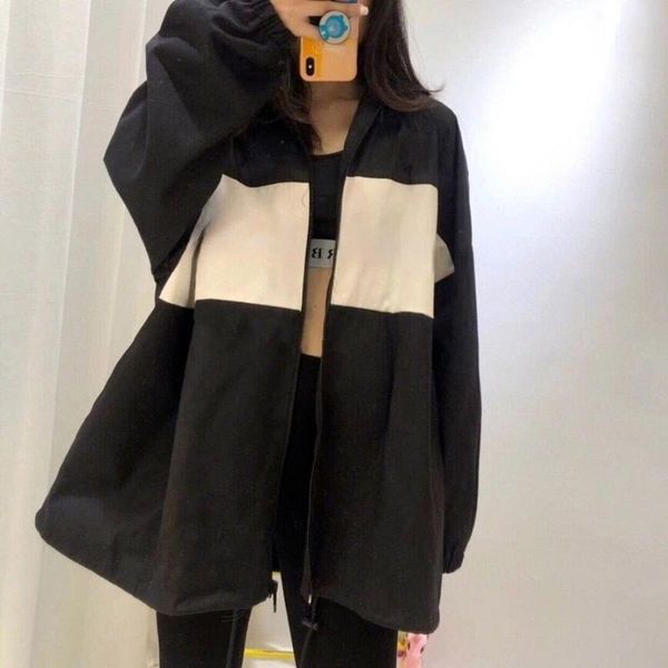 women's jackets men's and same jacket cotton black white splicing classic wild couple long sleeves oversized, Black;brown
women's jackets men's and same jacket cotton black white splicing classic wild couple long sleeves oversized, Black;brown