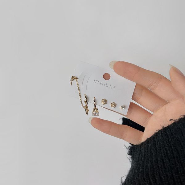 earring set female autumn and winter earrings fashion love rhinestone korean temperament net red, Golden
earring set female autumn and winter earrings fashion love rhinestone korean temperament net red, Golden