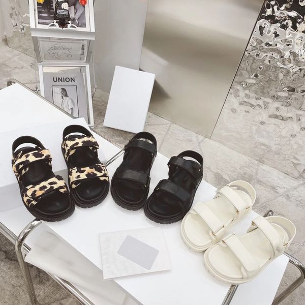 leather ladies open toe designer women new fiashion sandals flats luxury shoes,summer must-haves you are worth having, Black
leather ladies open toe designer women new fiashion sandals flats luxury shoes,summer must-haves you are worth having, Black