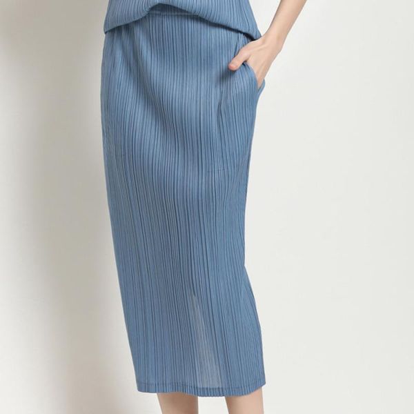 summer casual fashion temperament women loose plus pleated solid color split fork skirt tc432 skirts, Black
summer casual fashion temperament women loose plus pleated solid color split fork skirt tc432 skirts, Black