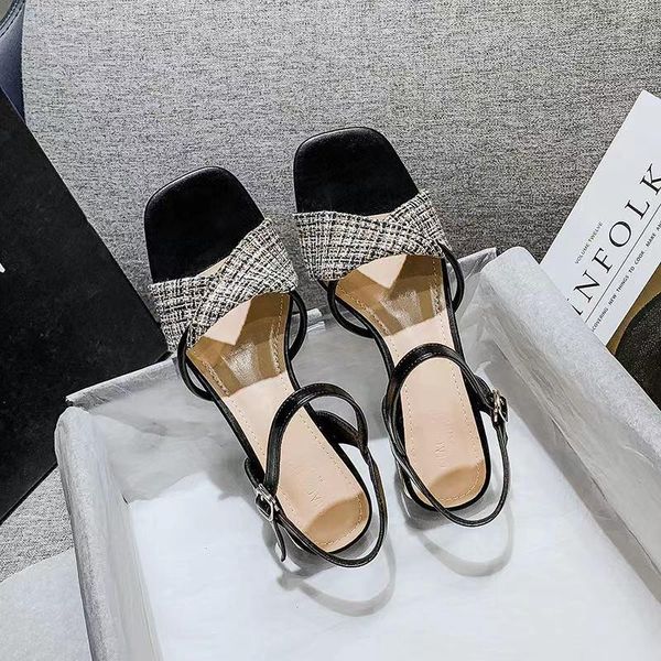 sandals button women's 2021 thick heel net red fashion summer flat bottom shoes 37-43, Black
sandals button women's 2021 thick heel net red fashion summer flat bottom shoes 37-43, Black