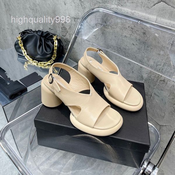 dress shoes high end quality spring and summer leather round head open toe cylindrical heel high thick waterproof platform flat buckle, Black
dress shoes high end quality spring and summer leather round head open toe cylindrical heel high thick waterproof platform flat buckle, Black