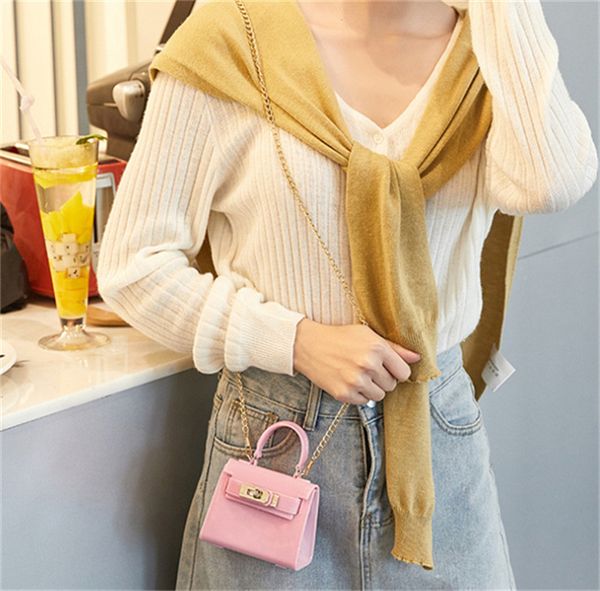designers duffel bags 45cm 55cm luxury large capacity travel sale women men genuine leather shoulder fashion bag carry rivets with lock head
designers duffel bags 45cm 55cm luxury large capacity travel sale women men genuine leather shoulder fashion bag carry rivets with lock head