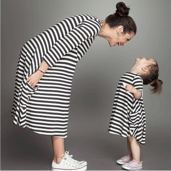 mother daughter dresses summer fashion stripe kids homewear family matching clothes parent-child long dress girls dress, Red;yellow
mother daughter dresses summer fashion stripe kids homewear family matching clothes parent-child long dress girls dress, Red;yellow