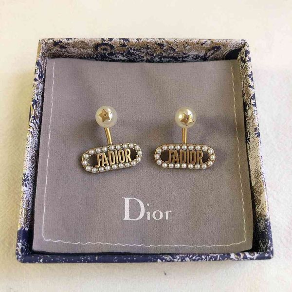 2021 luxury designer jewelry family's new small fragrance pearl full diamond earrings and earrings, Silver
2021 luxury designer jewelry family's new small fragrance pearl full diamond earrings and earrings, Silver