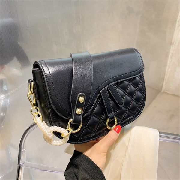saddle bag female new fashion style underarm single shoulder broadband messenger purse outlet
saddle bag female new fashion style underarm single shoulder broadband messenger purse outlet