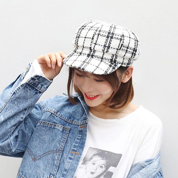 berets this season's women's hat black and white checked octagonal korean version cotton linen artist fashion beret, Blue;gray
berets this season's women's hat black and white checked octagonal korean version cotton linen artist fashion beret, Blue;gray