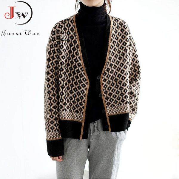 women cardigan autumn winter elegant plaid pattern knitted sweater fashion long sleeve loose cardigans outerwear chaqueta 210510, White
women cardigan autumn winter elegant plaid pattern knitted sweater fashion long sleeve loose cardigans outerwear chaqueta 210510, White