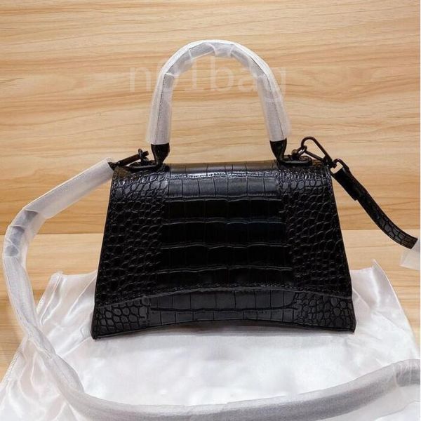 2021 fashion designers ladies purse shoulder bag crossbody crocodile wallets lady alligator backpack handbags women luxurys bags
2021 fashion designers ladies purse shoulder bag crossbody crocodile wallets lady alligator backpack handbags women luxurys bags