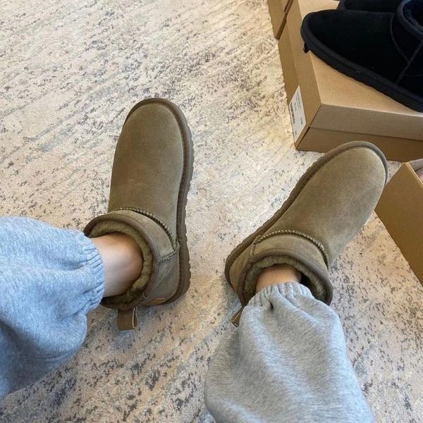 boots classic genuine snow wool women warm winter shoes for platform zapatos de mujer, Black
boots classic genuine snow wool women warm winter shoes for platform zapatos de mujer, Black