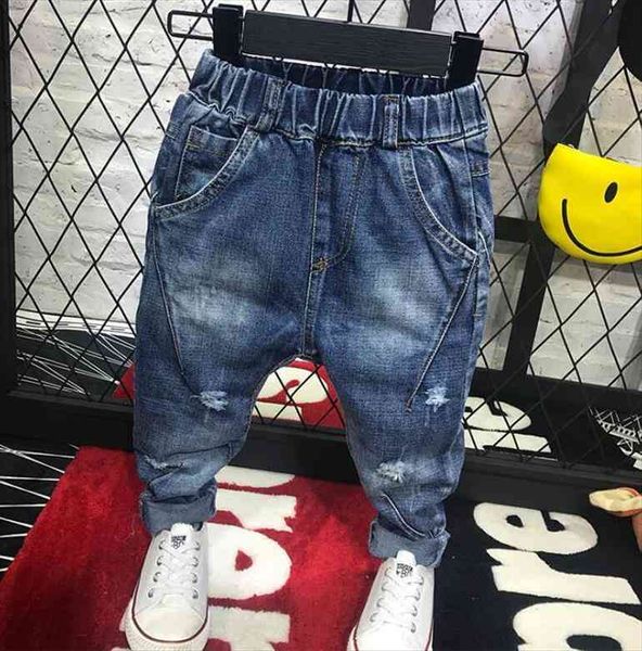 boys denim jeans children comfortable pants baby elastic waist cartoon embroidery 2 6years, Blue
boys denim jeans children comfortable pants baby elastic waist cartoon embroidery 2 6years, Blue