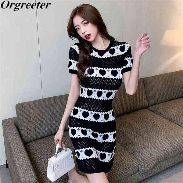 arrival knit summer dress for women elegant black heart -shape jacquard contrast short sleeve thin mini sweater 210602, Black;gray
arrival knit summer dress for women elegant black heart -shape jacquard contrast short sleeve thin mini sweater 210602, Black;gray