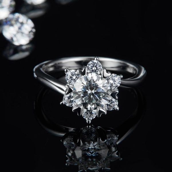 cluster rings oevas 100% 925 sterling silver real 1 missanite flower for women sparkling wedding party fine jewelry wholesale gift, Golden;silver
cluster rings oevas 100% 925 sterling silver real 1 missanite flower for women sparkling wedding party fine jewelry wholesale gift, Golden;silver