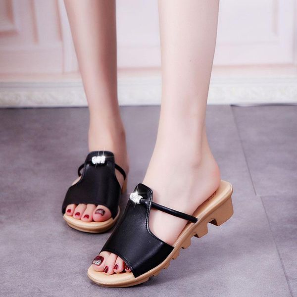 selling sandals and slippers women 2021 summer new large size women's sandals fashion casual all-match women's slippers, Black
selling sandals and slippers women 2021 summer new large size women's sandals fashion casual all-match women's slippers, Black