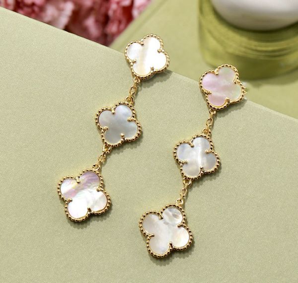 fashion brand four leaf flower shells three flowers stud earrings for women black red green pearl,mother-of-pearl clover jewelry, Golden;silver
fashion brand four leaf flower shells three flowers stud earrings for women black red green pearl,mother-of-pearl clover jewelry, Golden;silver