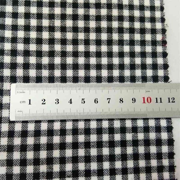 21s cotton shirt yarn dyed plaid flannel children's and women's fashion fabric, Black;white
21s cotton shirt yarn dyed plaid flannel children's and women's fashion fabric, Black;white
