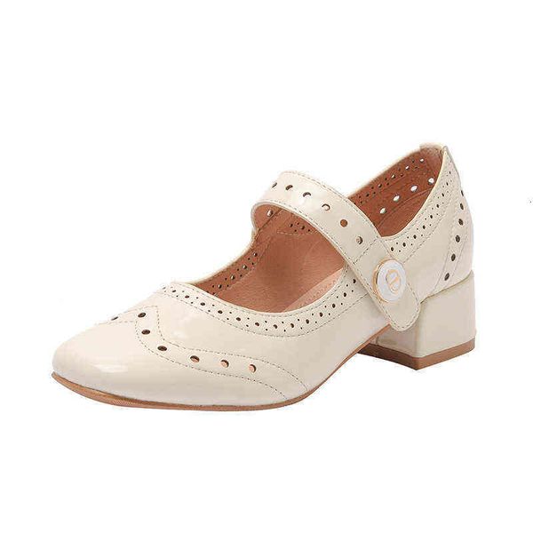 2021 autumn women's sho with square head hollowed out middle heel one pedal thick lefu fashion
2021 autumn women's sho with square head hollowed out middle heel one pedal thick lefu fashion