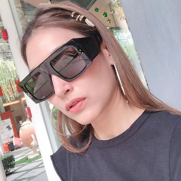 sunglasses gcv women's personality fashion oversized frame street shooting luxury designer men gafas de sol mujer, White;black
sunglasses gcv women's personality fashion oversized frame street shooting luxury designer men gafas de sol mujer, White;black