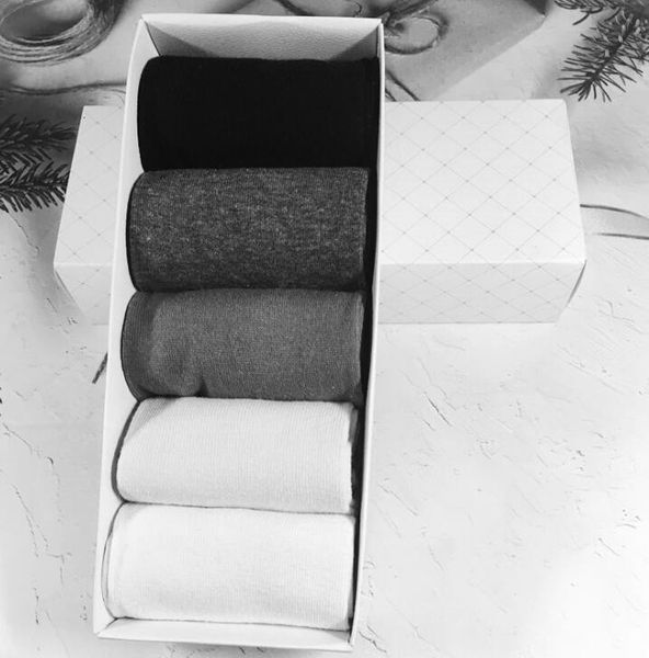 4-3five pairs of gift boxed spring and autumn men's medium cotton socks solid color sweat absorbing and breathable fashion casual busin, Black
4-3five pairs of gift boxed spring and autumn men's medium cotton socks solid color sweat absorbing and breathable fashion casual busin, Black