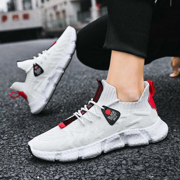 men running shoes new style men's spring and autumn flying woven breathable mesh korean fashion sports student running shoes traniers s
men running shoes new style men's spring and autumn flying woven breathable mesh korean fashion sports student running shoes traniers s