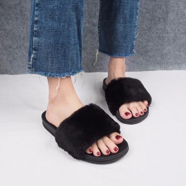 slippers large size 36-40 women casual spring and summer home plush female non-slip word flat shoes ac449, Black
slippers large size 36-40 women casual spring and summer home plush female non-slip word flat shoes ac449, Black