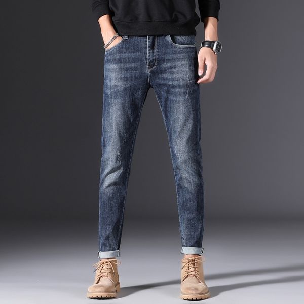 2021 autumn and winter new men's jeans trend korean slim fit elastic small feet leisure simple handsome long pants, Black
2021 autumn and winter new men's jeans trend korean slim fit elastic small feet leisure simple handsome long pants, Black